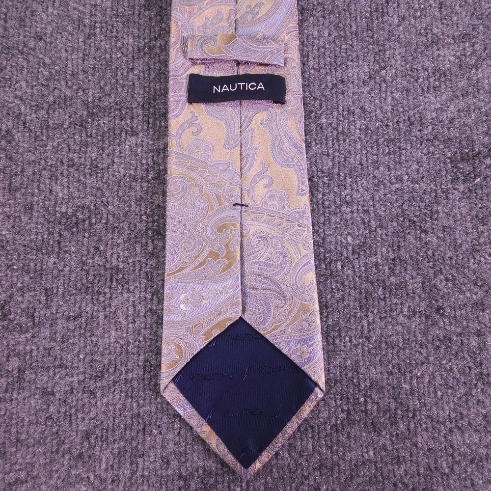 Nautica Light Blue Gold Paisley 100% Silk Designer Tie - Picture 2 of 3